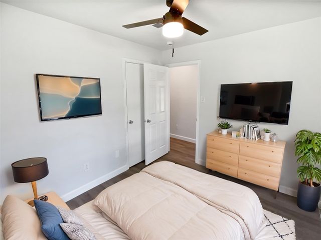 720 Tanglewood Drive, Hurst, TX 76053