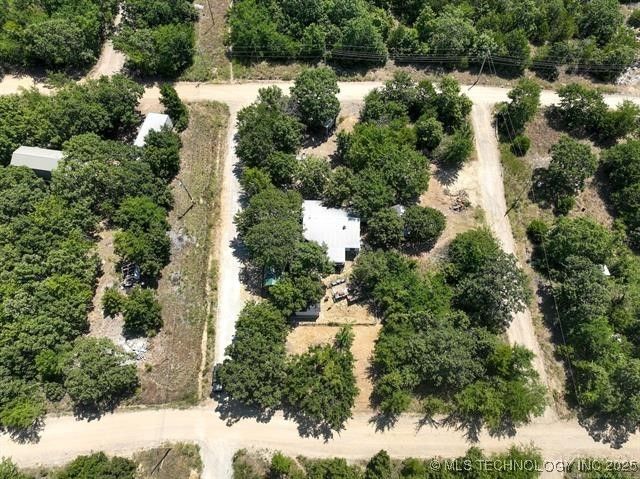 18 E Kangaroo Road, Stigler, OK 74462