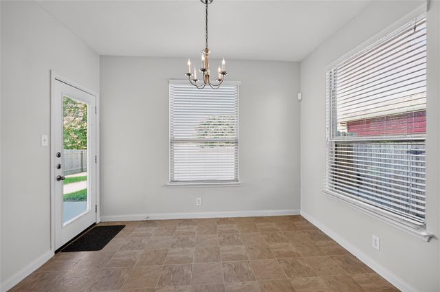 504 Old Peak RD, Georgetown, TX 78626