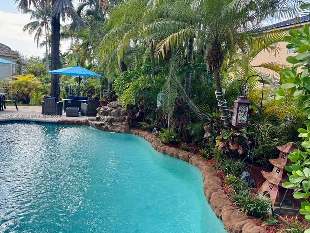 12917 SW 23rd St, Miramar, FL 33027