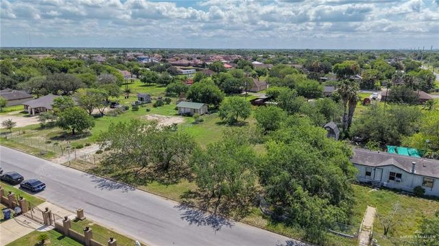 5008 Robin Lane, Edinburg, TX 78542