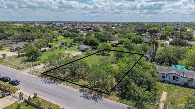 5008 Robin Lane, Edinburg, TX 78542