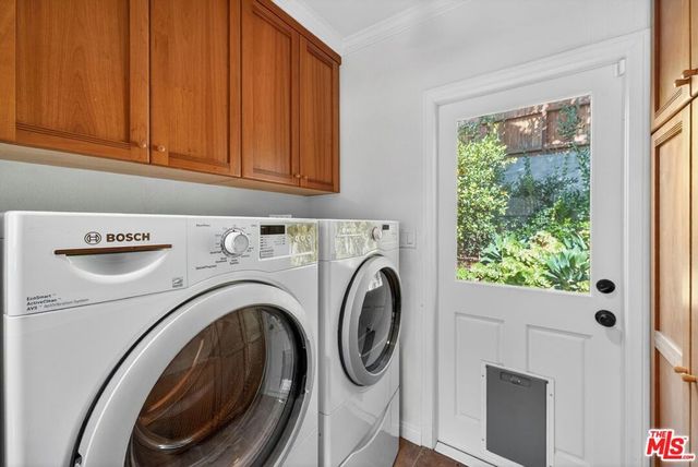 1515 Rendall Place, Los Angeles, CA 90026