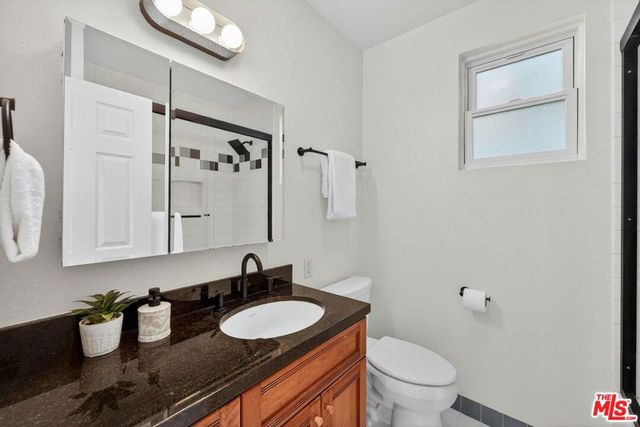 1515 Rendall Place, Los Angeles, CA 90026