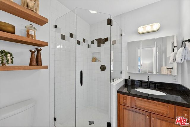 1515 Rendall Place, Los Angeles, CA 90026