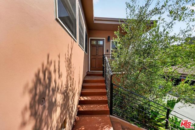 1515 Rendall Place, Los Angeles, CA 90026