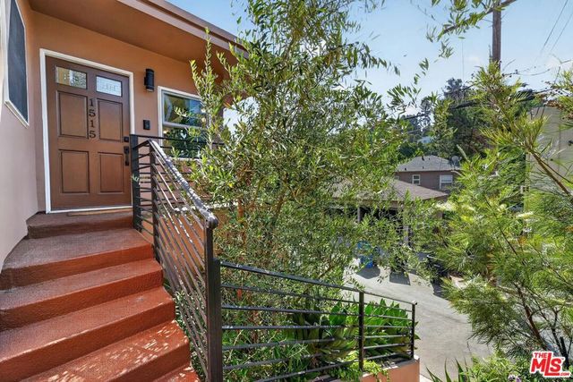 1515 Rendall Place, Los Angeles, CA 90026