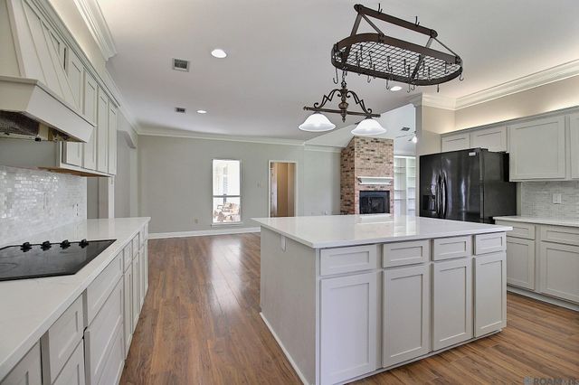 17017 Fir Ave, Greenwell Springs, LA 70739