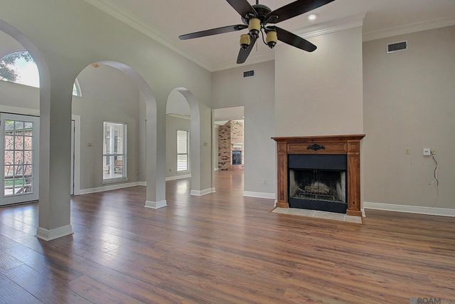 17017 Fir Ave, Greenwell Springs, LA 70739