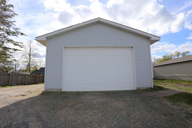 2626 Wingfield Avenue, Anoka, MN 55303