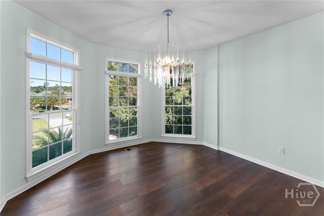 12 Amberwood Circle, Savannah, GA 31405