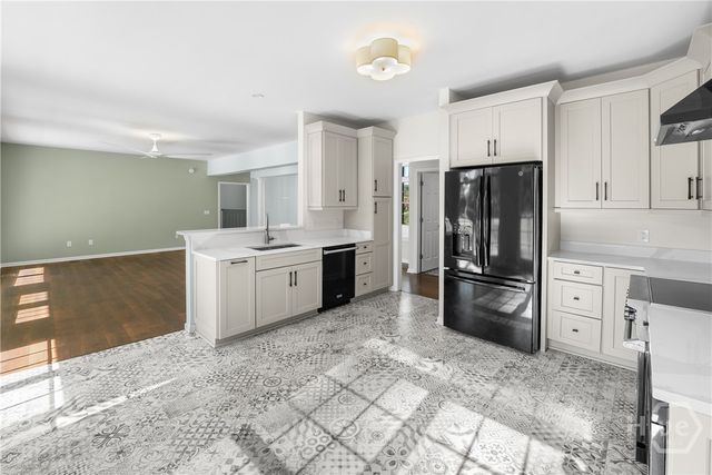 12 Amberwood Circle, Savannah, GA 31405