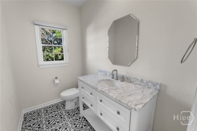 12 Amberwood Circle, Savannah, GA 31405