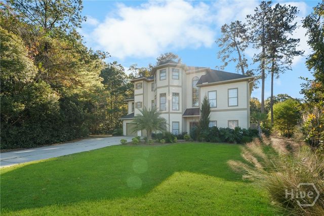 12 Amberwood Circle, Savannah, GA 31405