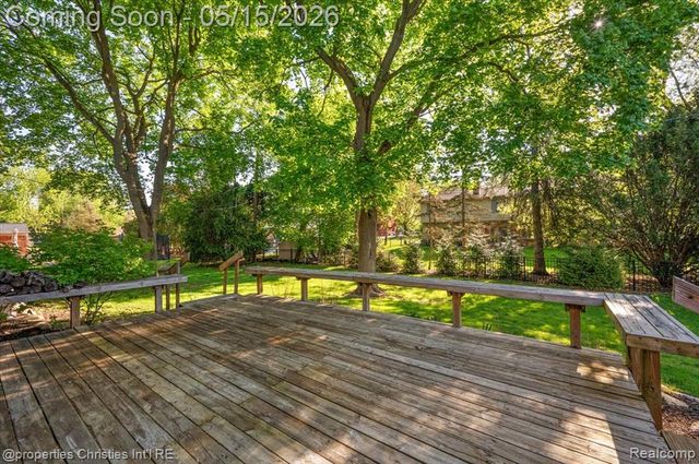 7381 Cathedral Drive, Bloomfield Hills, MI 48301