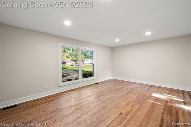 7381 Cathedral Drive, Bloomfield Hills, MI 48301