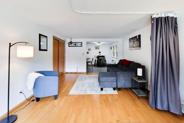 6845 N Northwest Highway 1E, Chicago, IL 60631