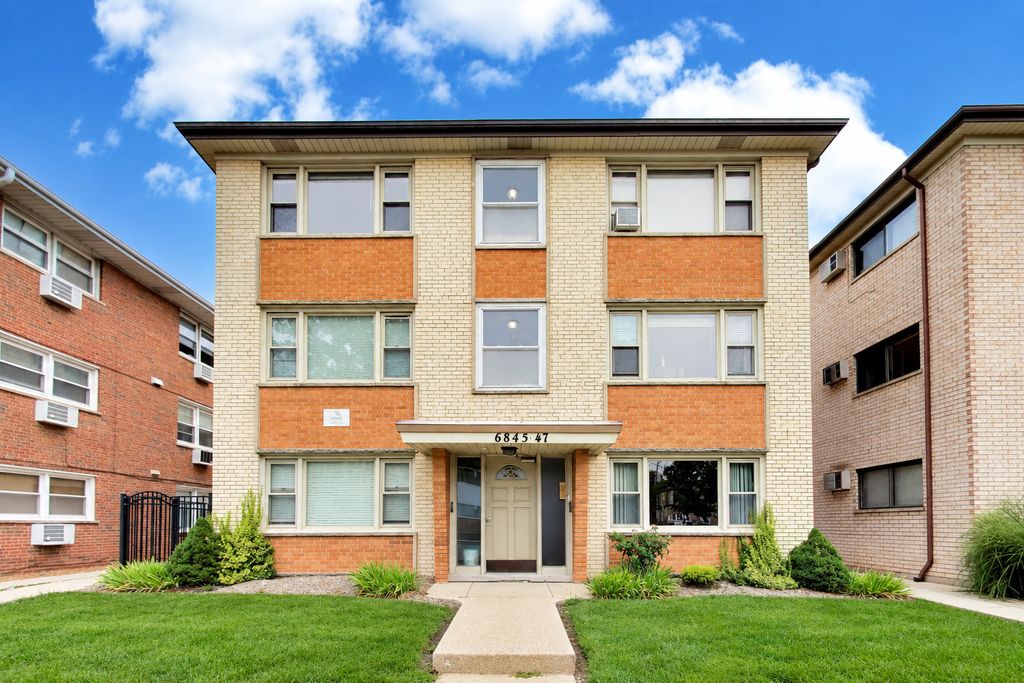 6845 N Northwest Highway 1E, Chicago, IL 60631