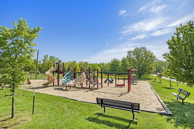 East Drive, South Haven, MI 49090