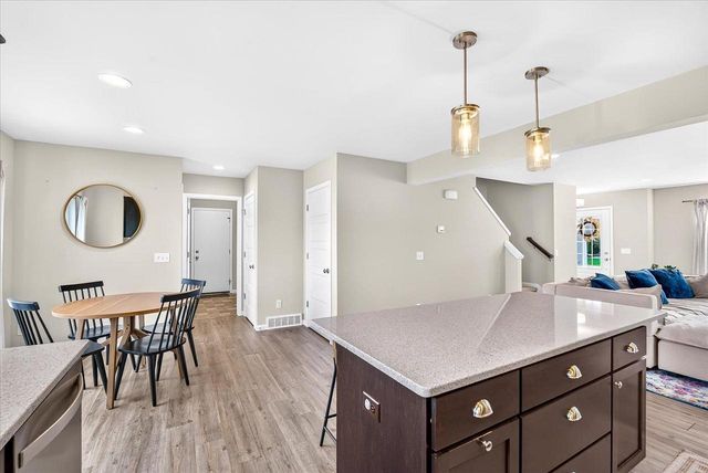 618 Prospect Road, Waunakee, WI 53597