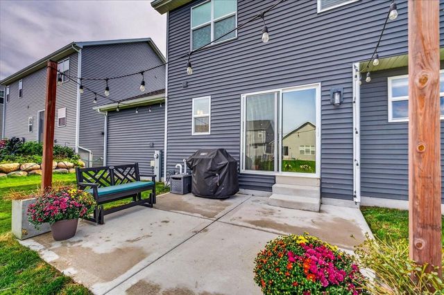 618 Prospect Road, Waunakee, WI 53597