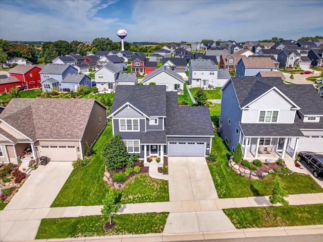 618 Prospect Road, Waunakee, WI 53597