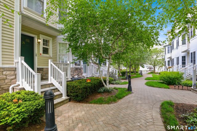 39 Maple Tree Avenue 26, Stamford, CT 06906