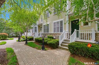 39 Maple Tree Avenue 26, Stamford, CT 06906