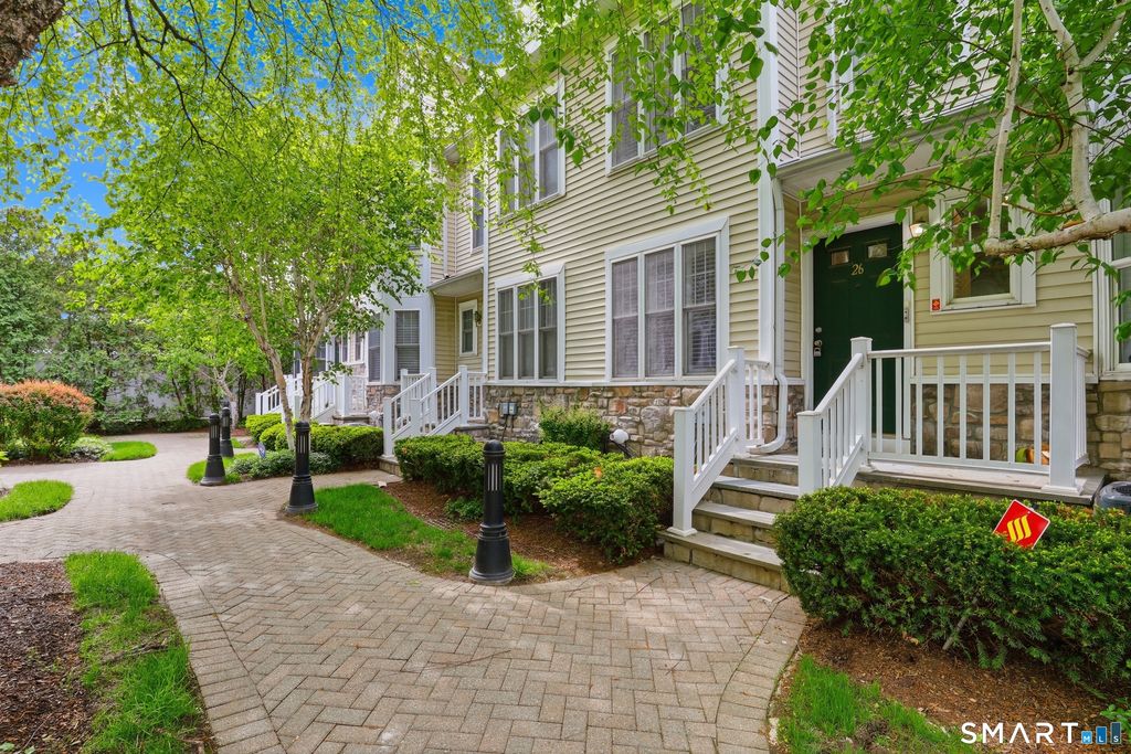 39 Maple Tree Avenue 26, Stamford, CT 06906