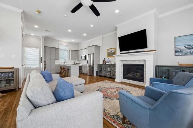 2503 Nicholson Street, Houston, TX 77008