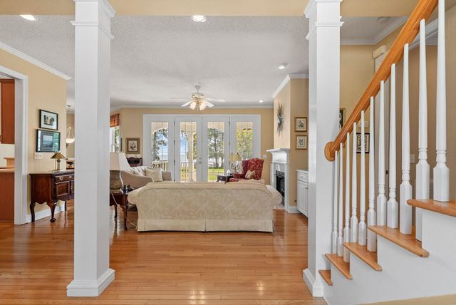 903 Butter Rd, Bonneau, SC 29431