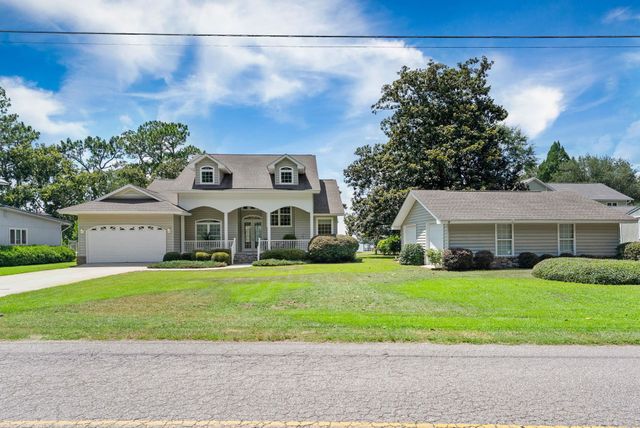 903 Butter Rd, Bonneau, SC 29431