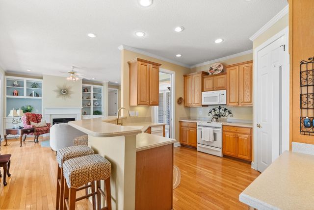 903 Butter Rd, Bonneau, SC 29431