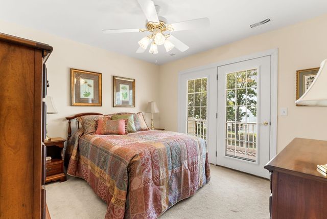 903 Butter Rd, Bonneau, SC 29431