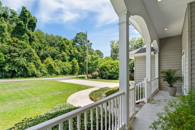 903 Butter Rd, Bonneau, SC 29431