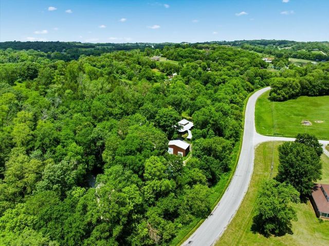 19410 MUDHOLLOW Road, Council Bluffs, IA 51503
