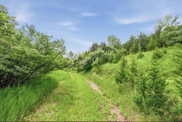 19410 MUDHOLLOW Road, Council Bluffs, IA 51503
