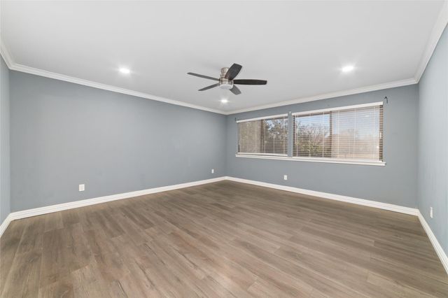 7655 S Braeswood Boulevard 2, Houston, TX 77071