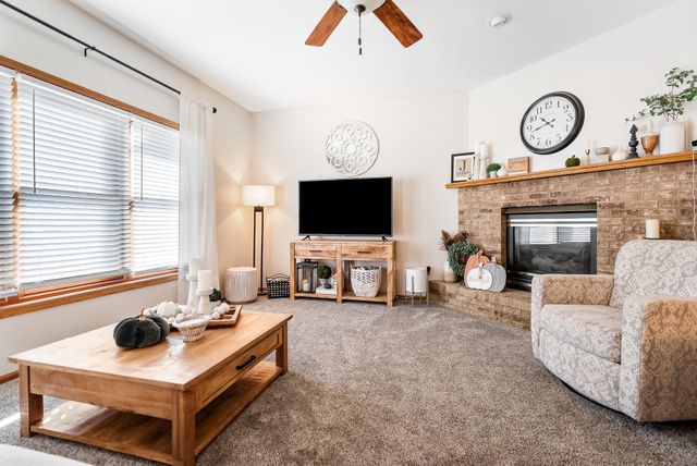 1346 Red Cedar Court, Onalaska, WI 54650