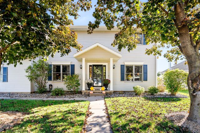 1346 Red Cedar Court, Onalaska, WI 54650