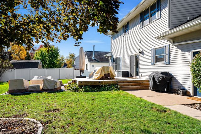 1346 Red Cedar Court, Onalaska, WI 54650