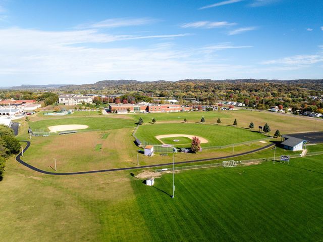 1346 Red Cedar Court, Onalaska, WI 54650