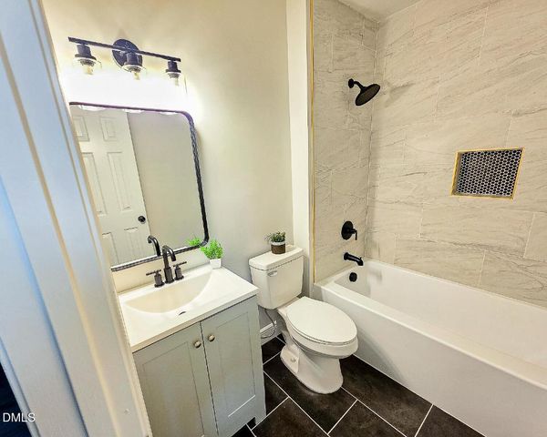 2205 Bufflehead Rd, Raleigh, NC 27616