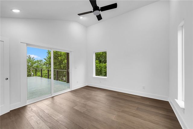 204 S Forest Canyon Avenue, Fayetteville, AR 72701