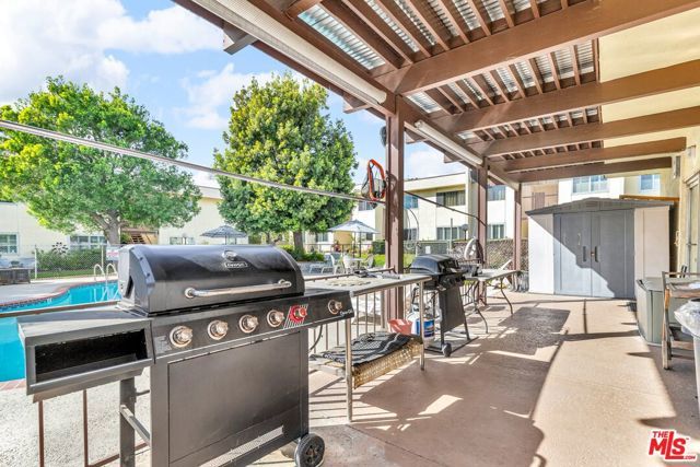 11813 Runnymede 17, North Hollywood (los Angeles), CA 91605