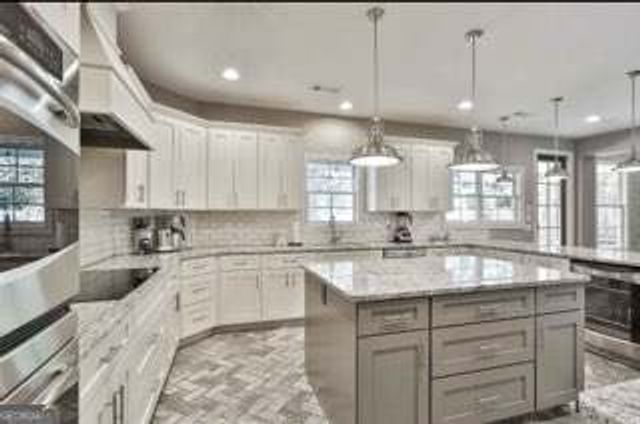 708 Gittings Avenue, Peachtree City, GA 30269