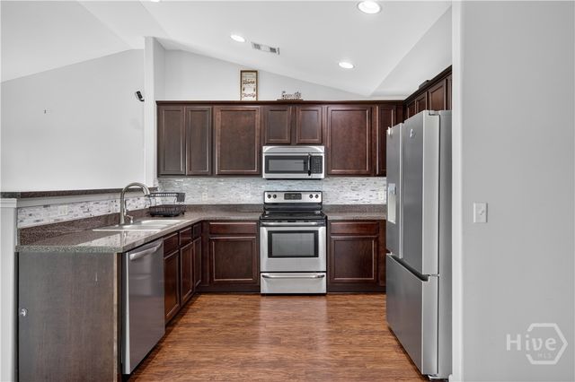 10 Hasty Point Road, Port Wentworth, GA 31407