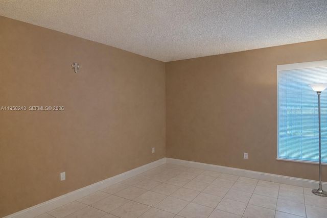 9301 SW 4th St 114E, Miami, FL 33174