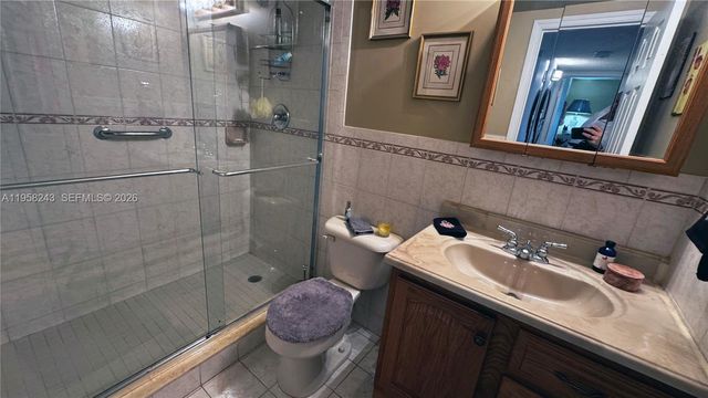 9301 SW 4th St 114E, Miami, FL 33174