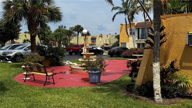 9301 SW 4th St 114E, Miami, FL 33174